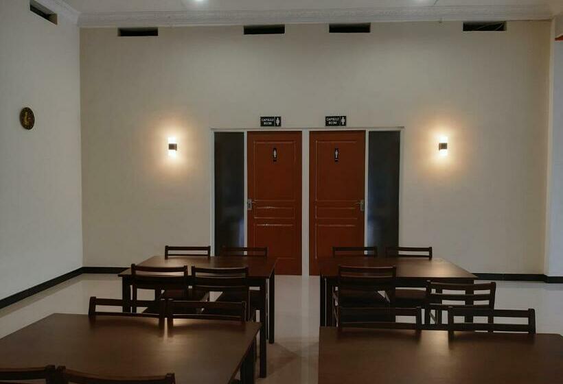 캡슐 호텔 Salsabila Sweet Home & Capsule Syariah