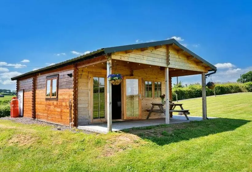 ホテル Pastures Green Cabin