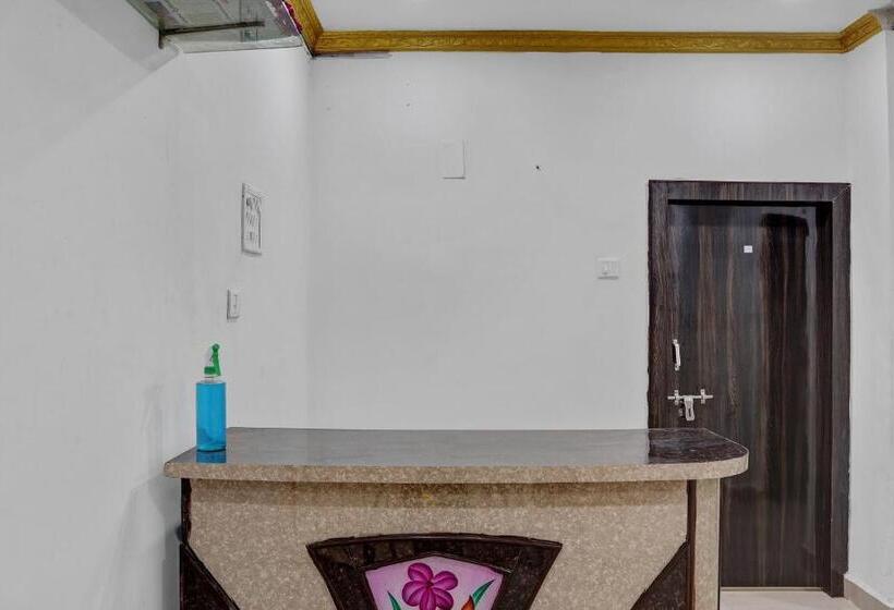 בית מלון כפרי Spot On 84765 Poornima Inn