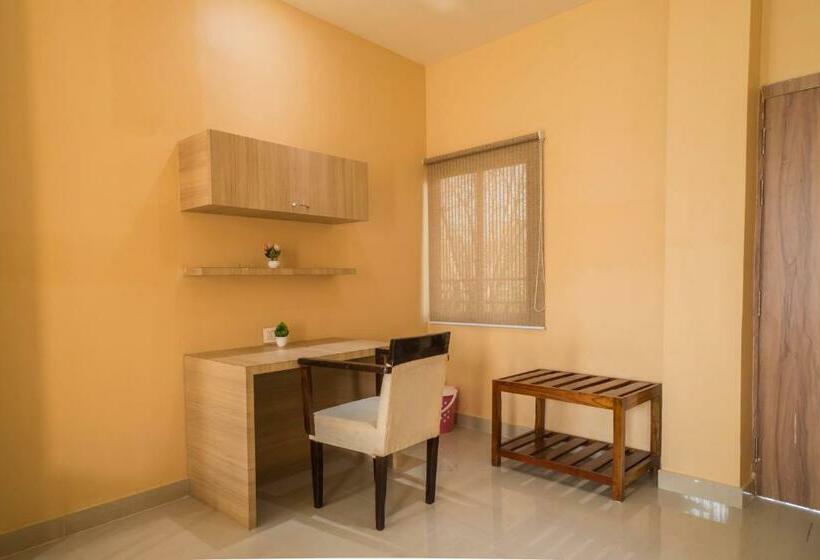 Hotel Tusker Tea County