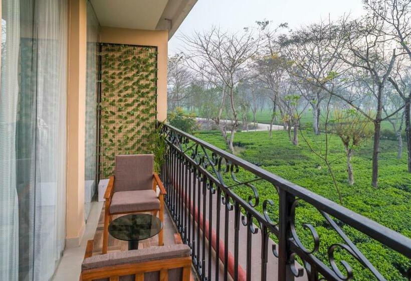 Hotel Tusker Tea County