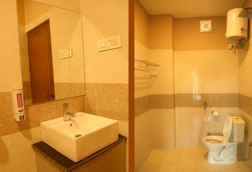 Hotel Tusker Tea County