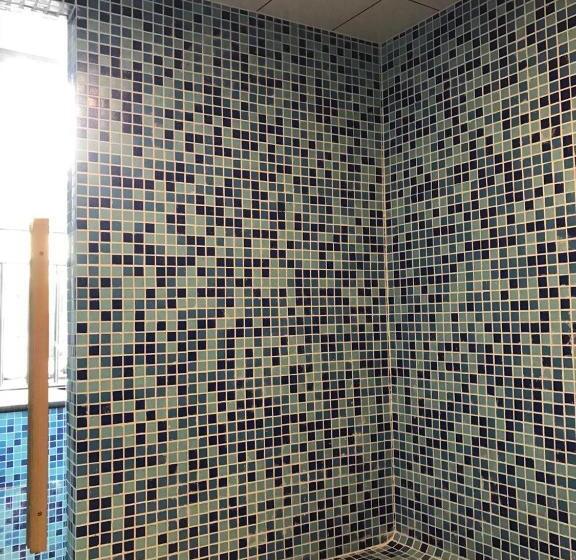 V V Hotel Battambang