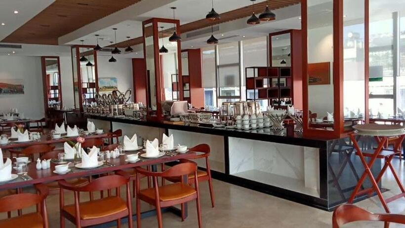 V V Hotel Battambang