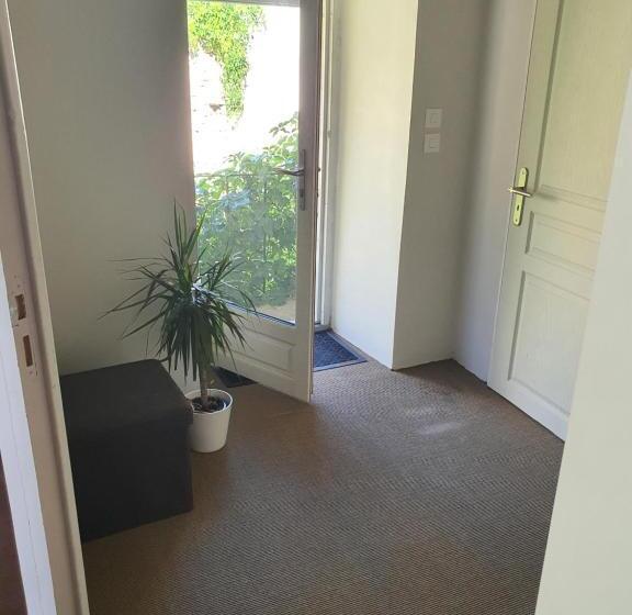 ペンション Chambre Avec Salle De Bain