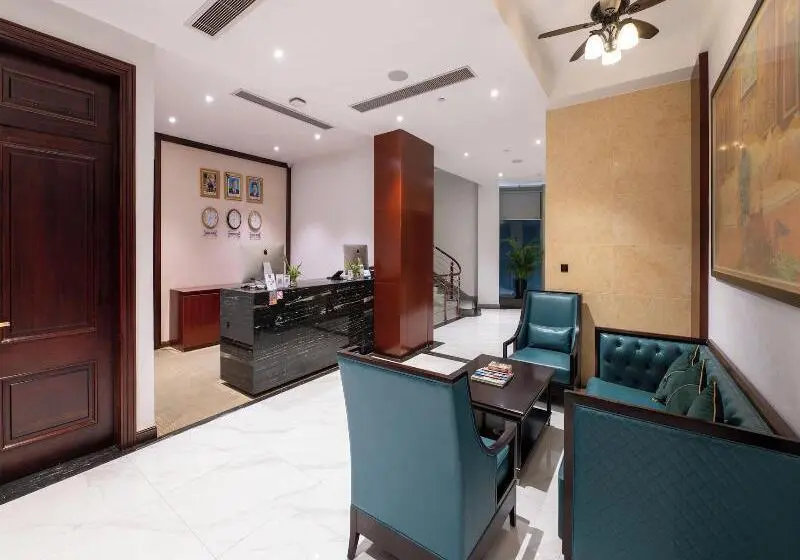 V V Hotel Battambang