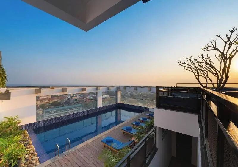 V V Hotel Battambang