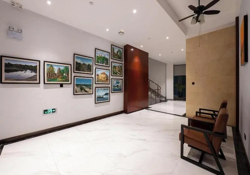 V V Hotel Battambang