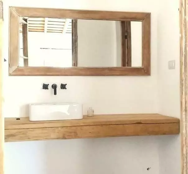 Retkeilymaja La Florida   Casa Pueblo