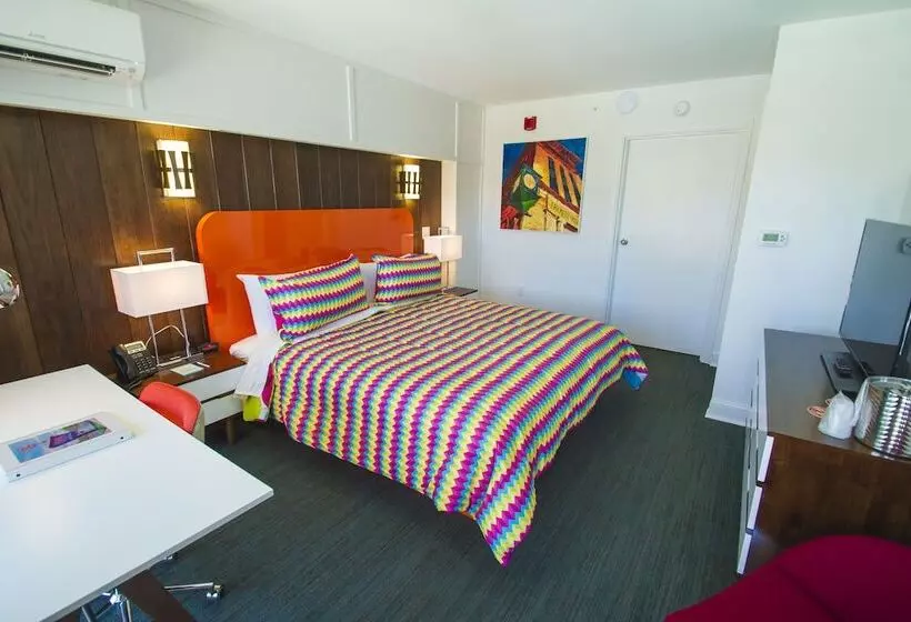 ホテル Mother Earth Motor Lodge