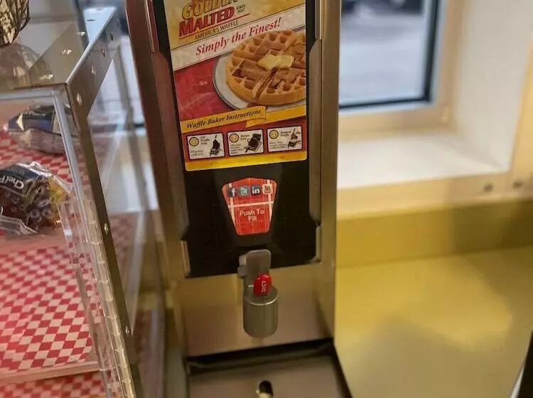 ホテル Mother Earth Motor Lodge