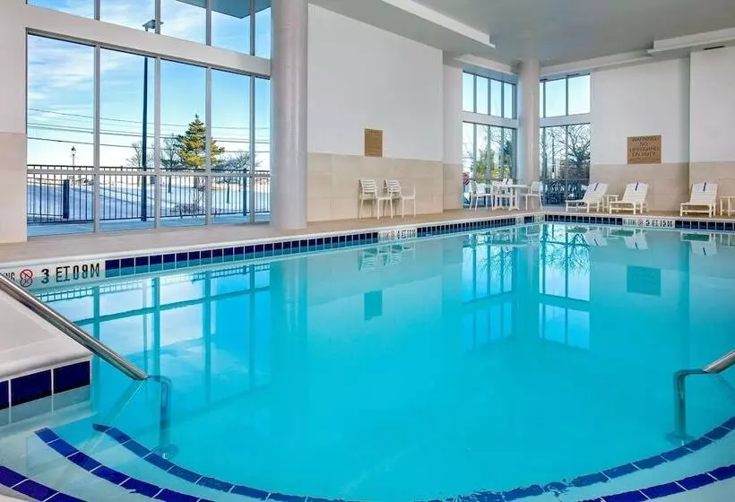 Hotelli Springhill Suites By Marriott Boston Logan Airport Revere Beach