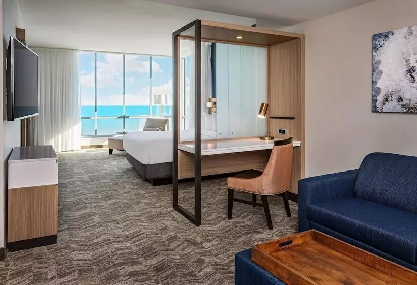 Hotelli Springhill Suites By Marriott Boston Logan Airport Revere Beach