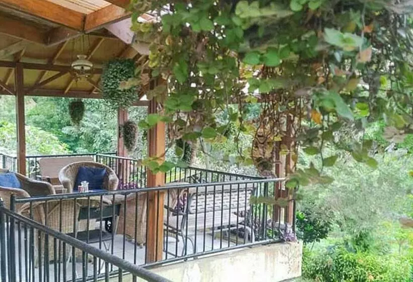 Hotel Villa Eco Resort Redpartner