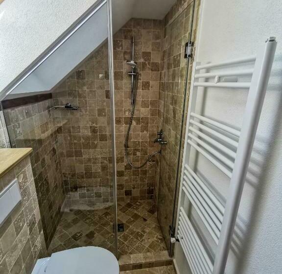 פנסיון Otto S Guesthouse