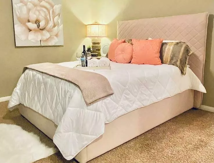ペンション Private Rooms At Central Texas Suites With Hot Tub