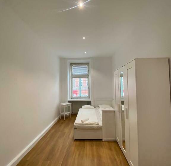 هاستل Nice Central City Room