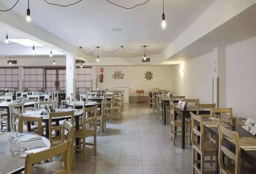 Aparthotel Flora Park