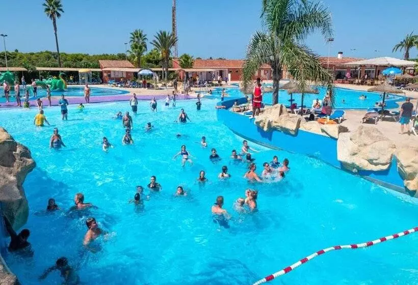 Aparthotel Flora Park