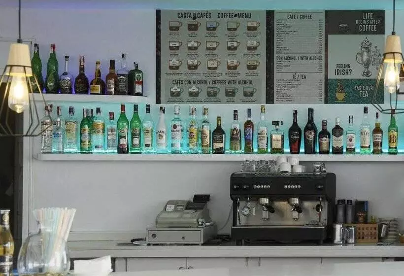 Aparthotel Flora Park