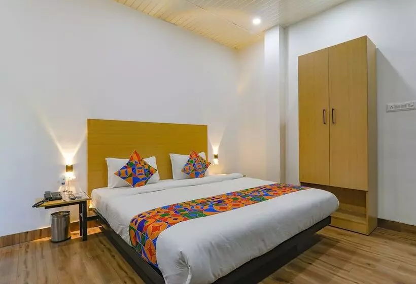 Fabhotel Super 3 Premium Ii