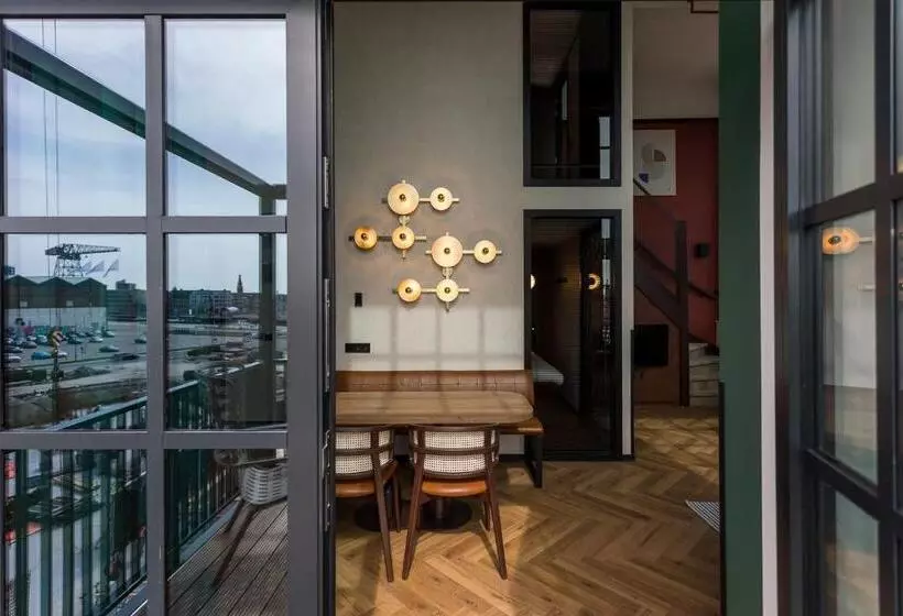 Hotelli De Timmerfabriek I Kloeg Collection