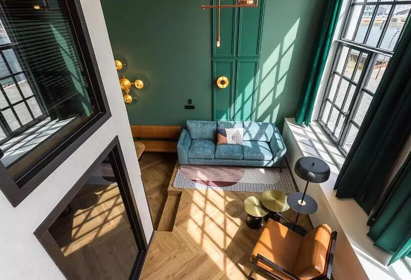 Hotelli De Timmerfabriek I Kloeg Collection