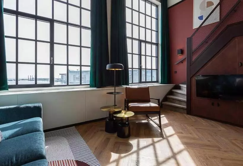 Hotelli De Timmerfabriek I Kloeg Collection