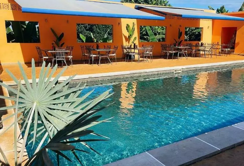 هتل Le Passamainty Lodge