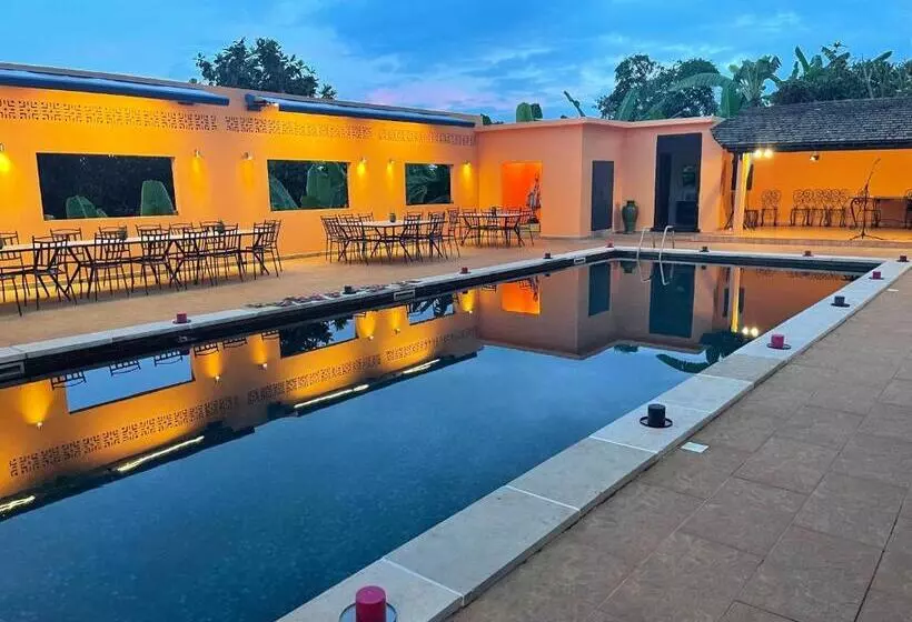 هتل Le Passamainty Lodge