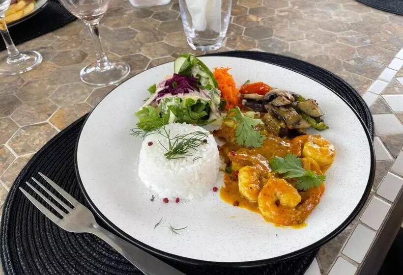 هتل Le Passamainty Lodge