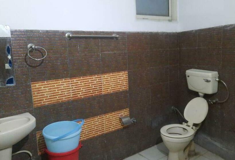 בית מלון כפרי Oyo 84458 New Finlandia  And Funpark