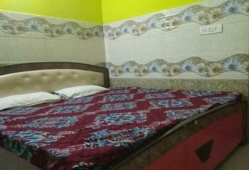 هتل Pop 84276  Keshev