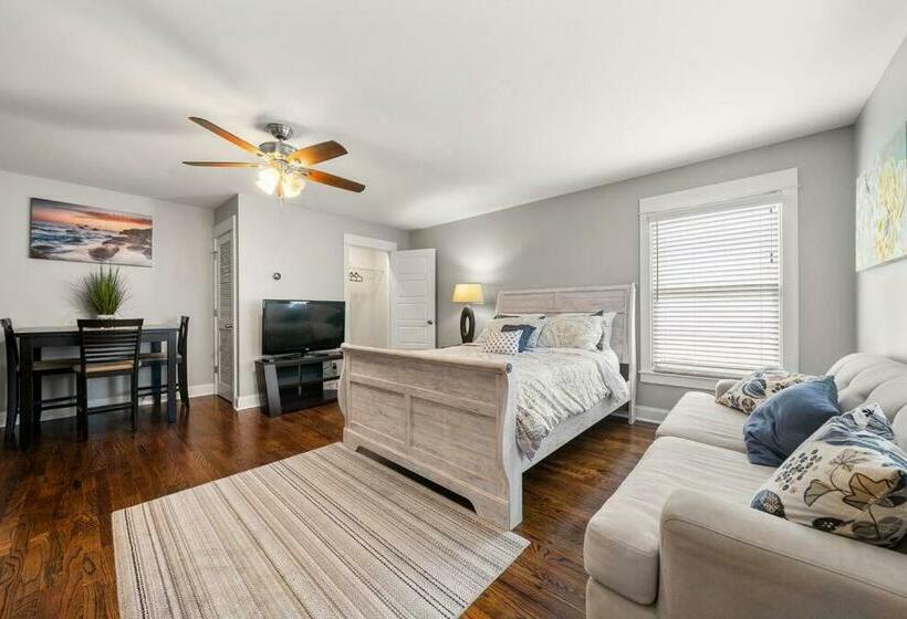 פנסיון Lovely Cozy Studio In Heart Of Atlanta