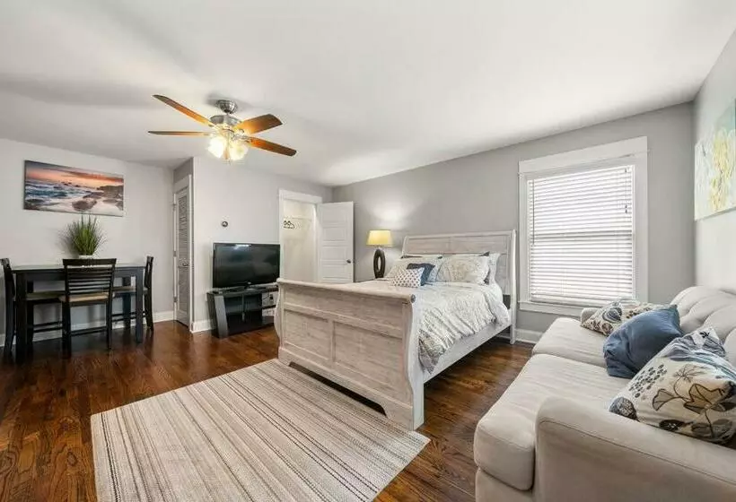 پانسیون Lovely Cozy Studio In Heart Of Atlanta