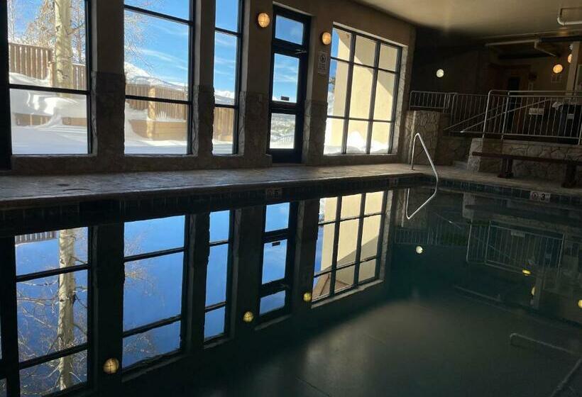 Spinnaker At Lake Dillon