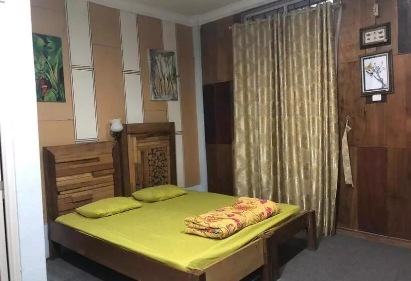 Hotelli Friendjoss Homestay Laugumba Redpartner