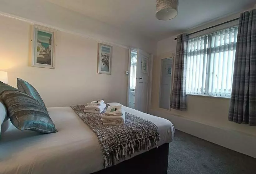 ペンション The Ship Inn Folkestone