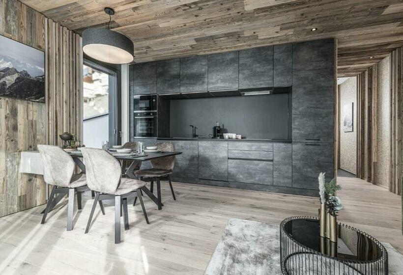 Perfect Lodgings Panorama Hart