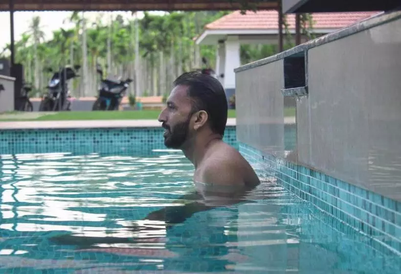 Lomakeskus Wayanad Mace Mansion