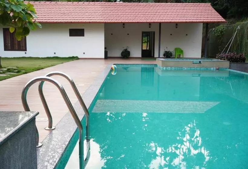 Lomakeskus Wayanad Mace Mansion