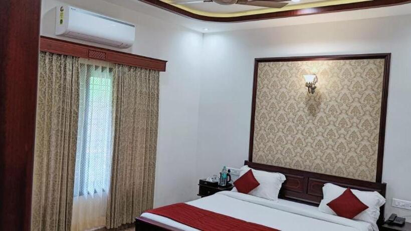 منتجع Wayanad Mace Mansion