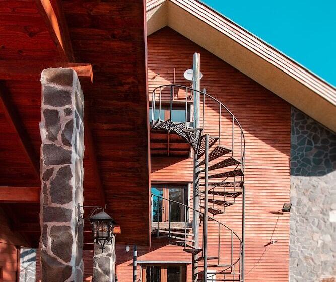 هتل Vivo Montaña