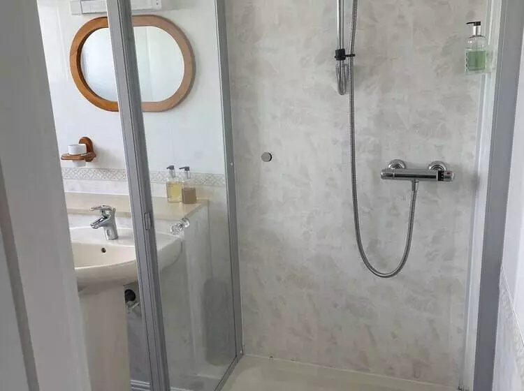 Aamiaismajoitus (B&B) Bryn Noddfa