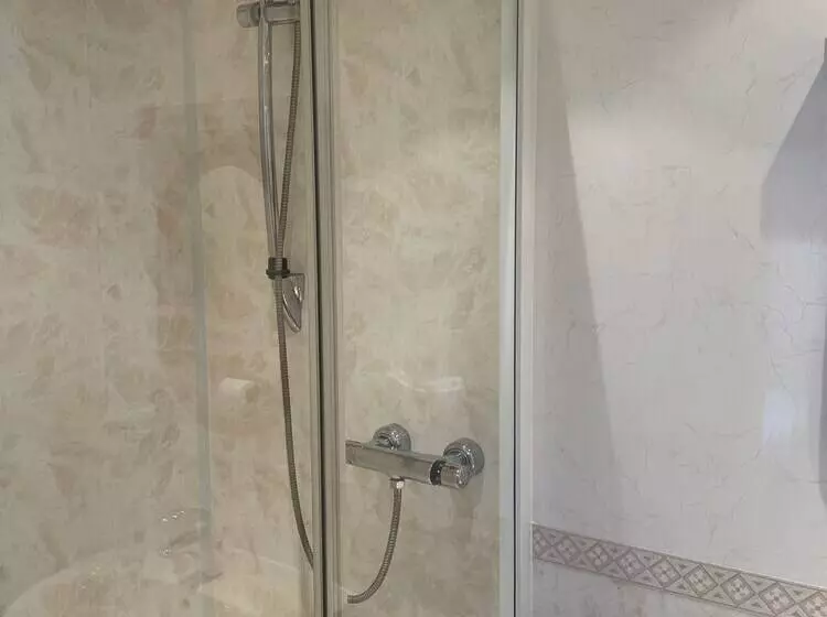 Aamiaismajoitus (B&B) Bryn Noddfa