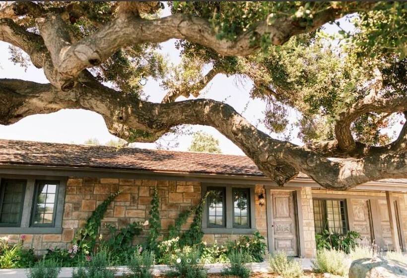 Общежитие The Inn At Zaca Creek