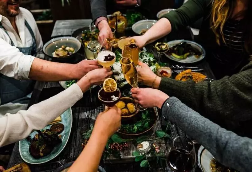 Retkeilymaja The Inn At Zaca Creek