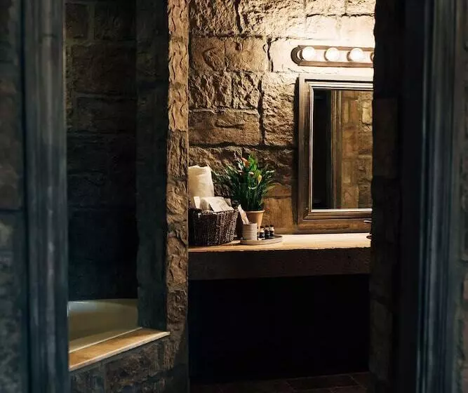 Retkeilymaja The Inn At Zaca Creek