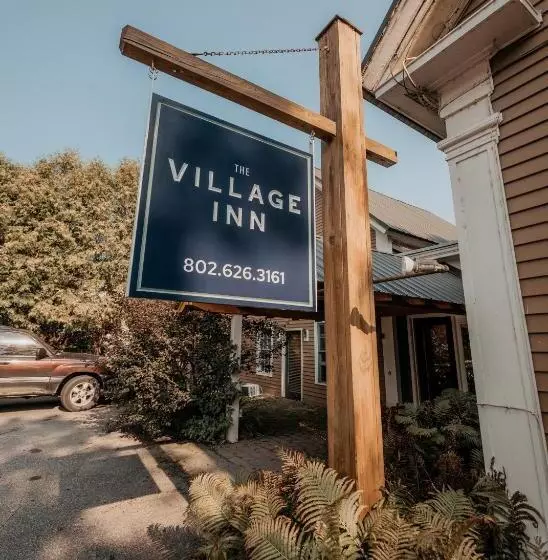 Retkeilymaja The Village Inn