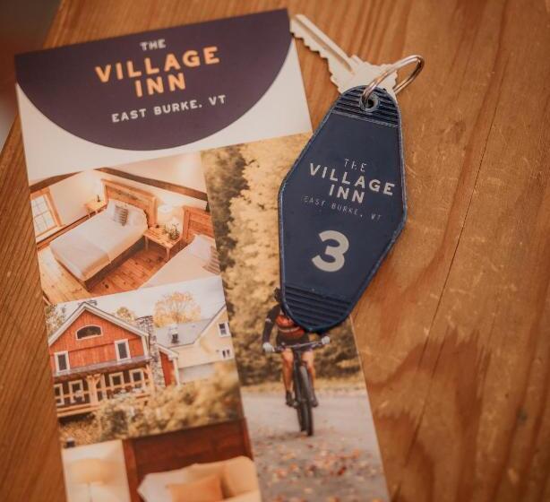 הוסטל The Village Inn